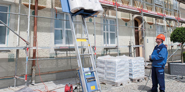 Unsere Lastenaufzüge sind nicht nur für Handwerker zum Materialtransport  geeignet, sondern auch nützliche Helfer bei Umzügen.